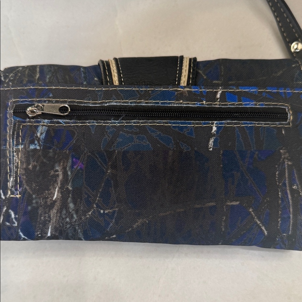 Stylish Black and Blue Women's Clutch with Buckle - Picture 2 of 13